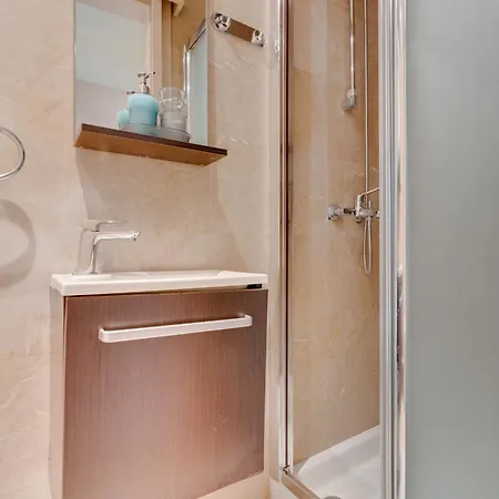 Dios Ponte 102 Beachfront 拉纳卡