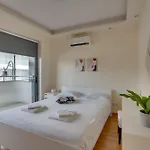 Dios Ponte 102 Beachfront * Larnaca