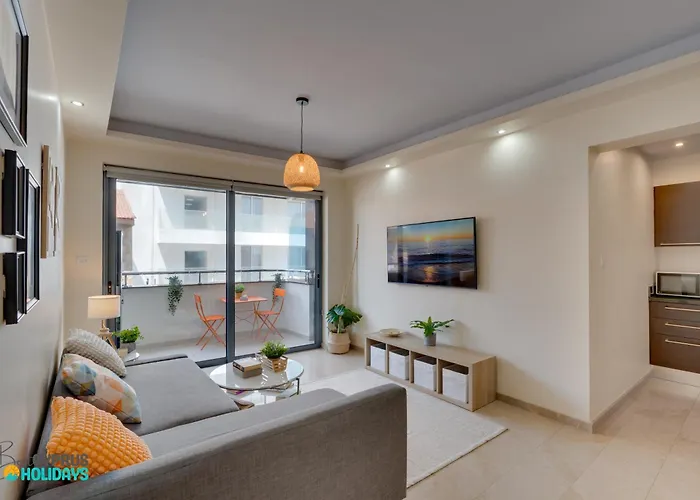 Dios Ponte 102 Beachfront Apartamento Lárnaca